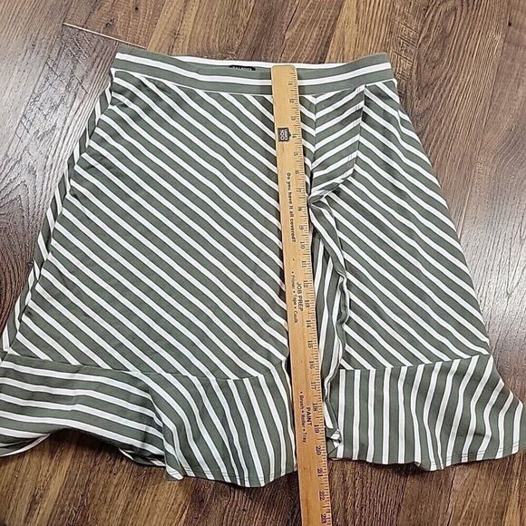 Talbots Skirt Womens Medium Petite Green Stripe Stretch PullOn Ruffle Wrap - Picture 4 of 8